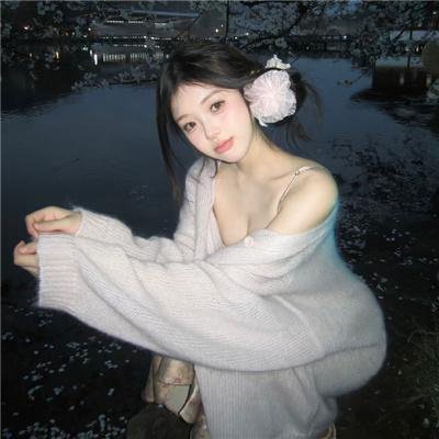 洞里的月亮